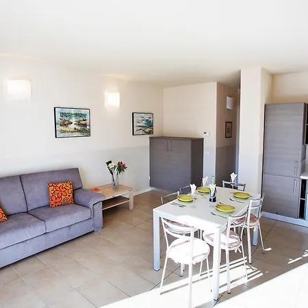 Apartman 4 Village Centre Homes With Pool-by Italian Terraze, Spese, Sopra Spese, Spese Ii Lenno