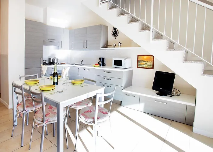 4 Village Centre Homes With Pool-by Italian Terraze, Spese, Sopra Spese, Spese Ii Apartment *