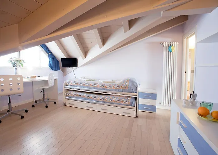 4 Village Centre Homes With Pool-by Italian Terraze, Spese, Sopra Spese, Spese Ii 公寓 *