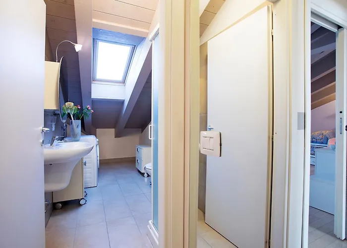 公寓 4 Village Centre Homes With Pool-by Italian Terraze, Spese, Sopra Spese, Spese Ii 莱诺