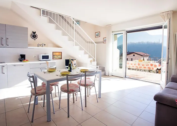 公寓 4 Village Centre Homes With Pool-by Italian Terraze, Spese, Sopra Spese, Spese Ii 莱诺